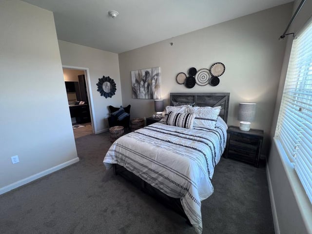 Peoria_OneBedroomDeluxe_5